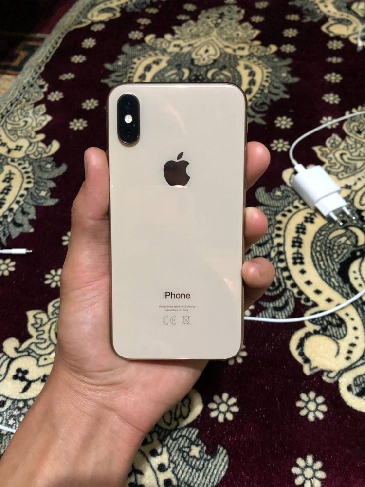 iPhone Xs Gold 256