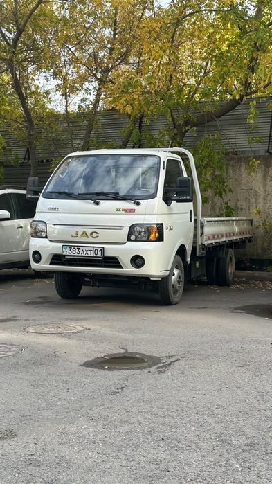 Грузоперевозки услуга доставки по городу.