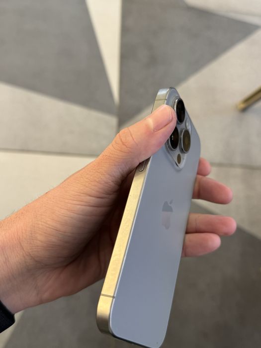 Iphone 15 pro , neverlocked