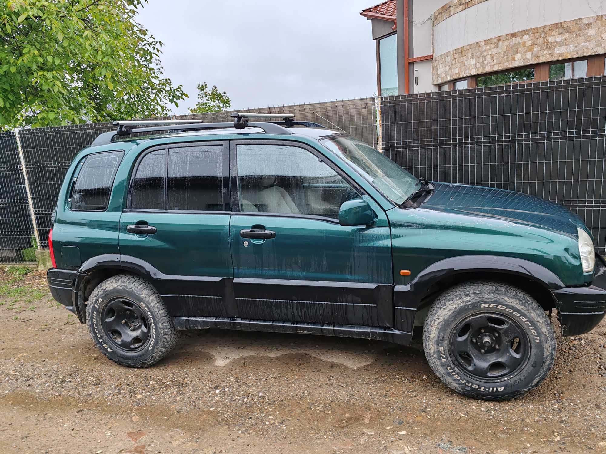 Vând Suzuki Grad Vitara Off road