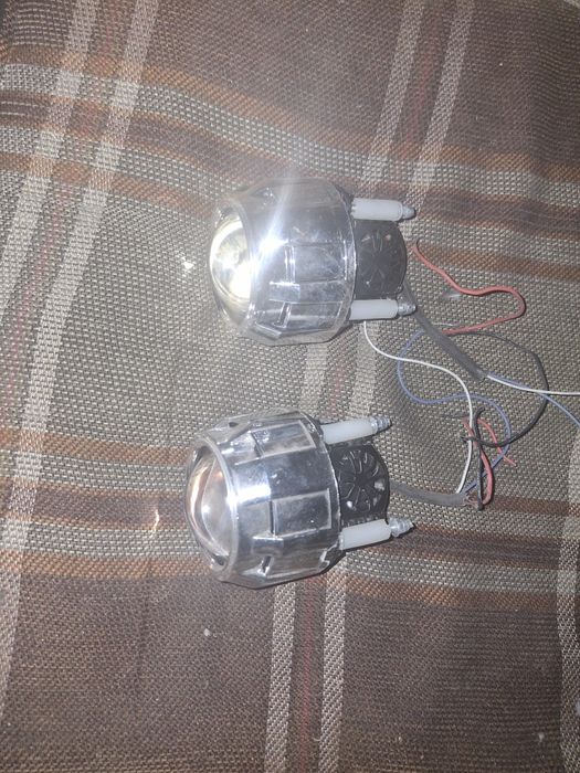 Лупа лед би лед бу