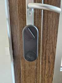 Yala inteligenta yale linus smart lock