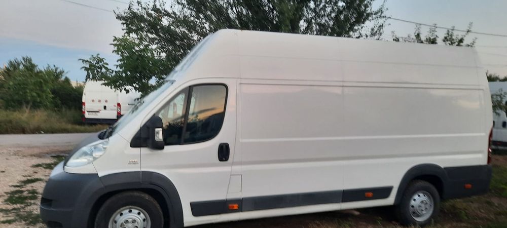 Fiat ducato, 350 mii km aer condit, euro 5,functioneaza ca un TURISM.