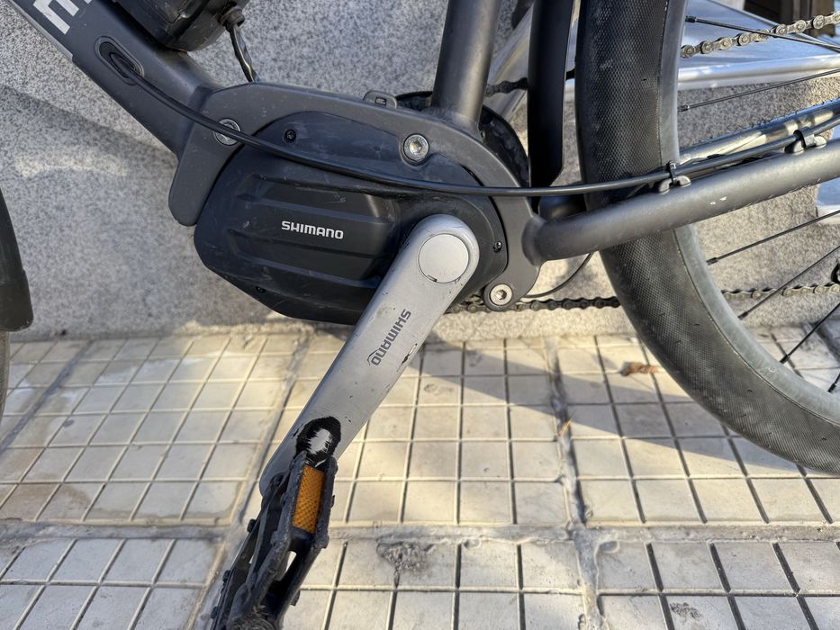 PINNANCLE Литиево-йонен електрически хибриден велосипед