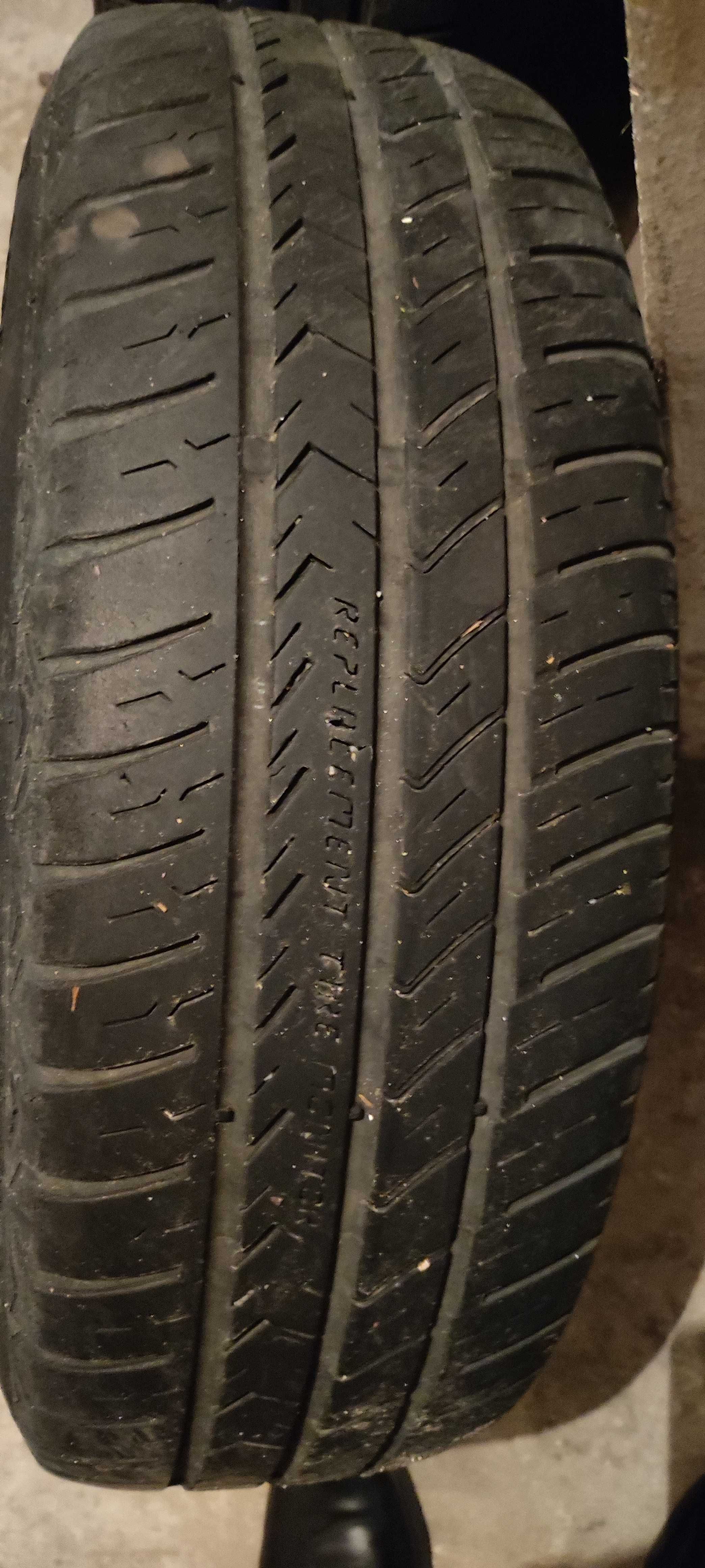 Продавам летни гуми 195 65 R15