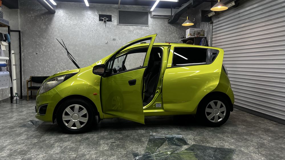 Спарк автомат 2010 краска 60%