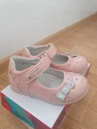 Новые туфли Фламинго