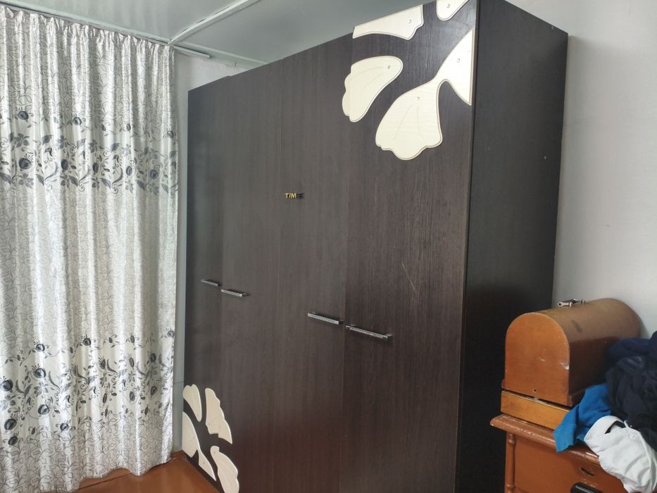 Продам шкаф 50тыщ