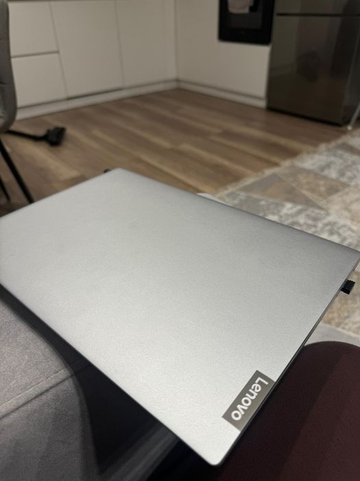 Lenovo idea Pad 330S-14ARR