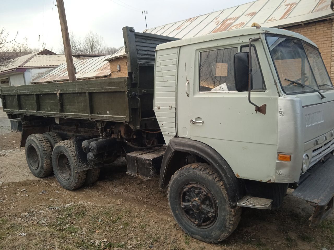 Kamaz selxoz sotiladi