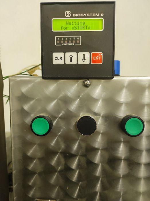 Машина за затваряне на тенекии