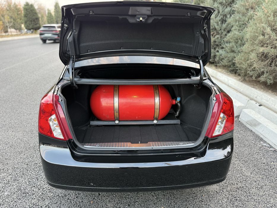 Jentra qora 2023 tozza