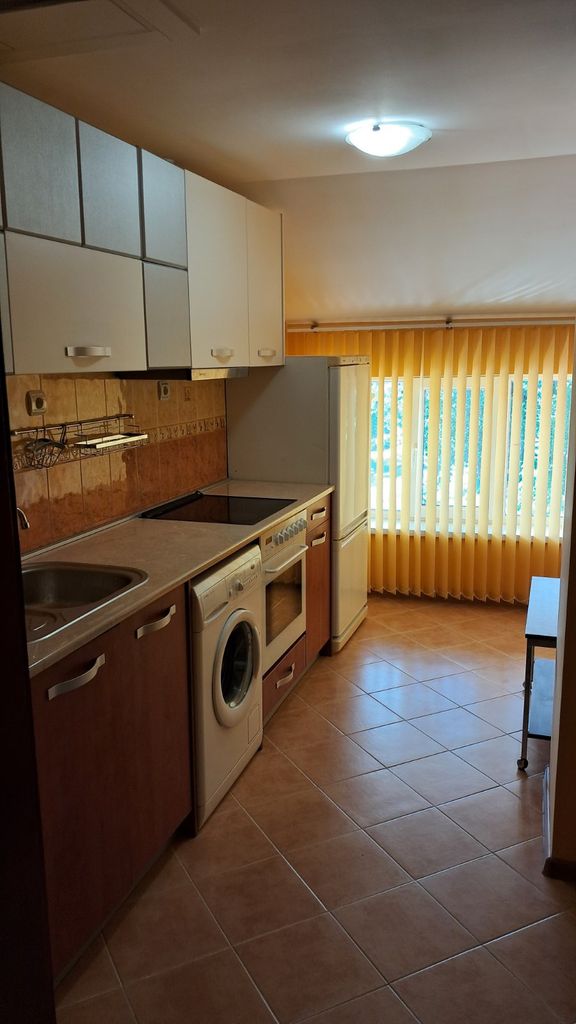 Дава се под наем Двустаен апартамент в Карлово - 60 кв.м за 204 € - Снимка #7