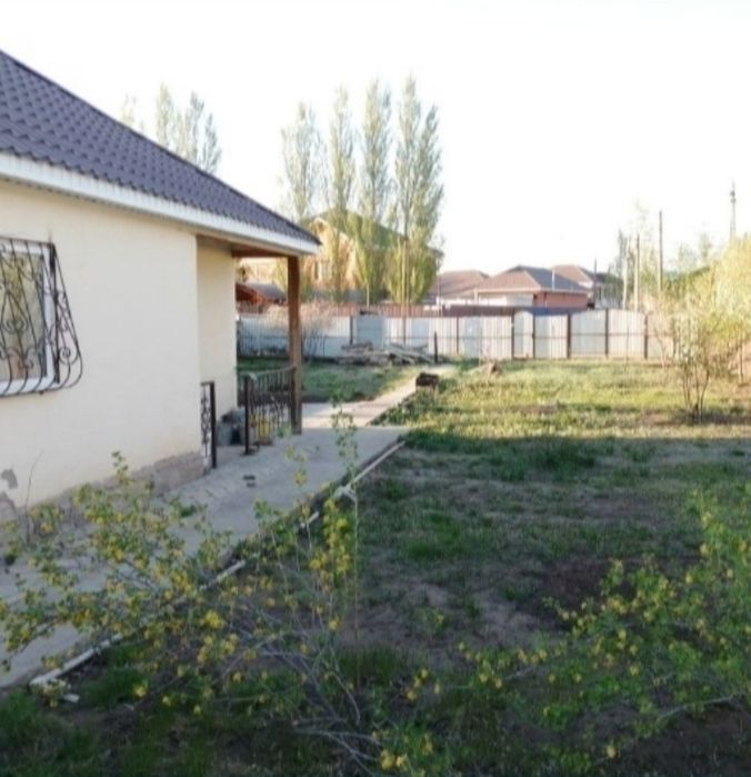 Продам земельный участок Дача в хорошем районе вдоль дороги