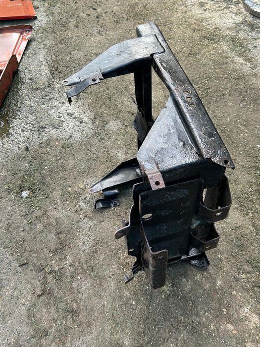 Suport baterie tractor u445