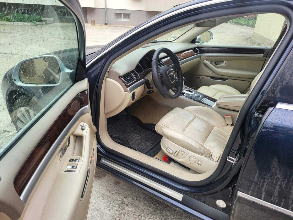 Audi A8 4.2 дизел 2008г.