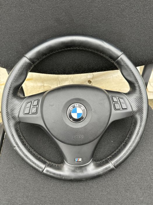 Volan complet cu airbag BMW E90 E91 E92 E93 pachet M Sport
