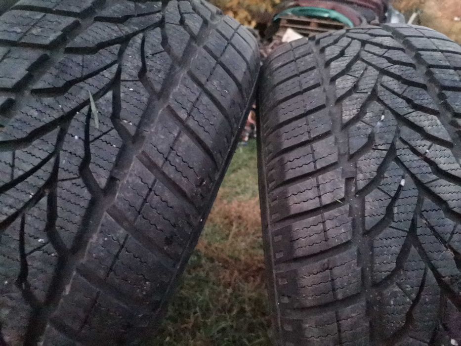 Зимни гуми за сув 215/65/16