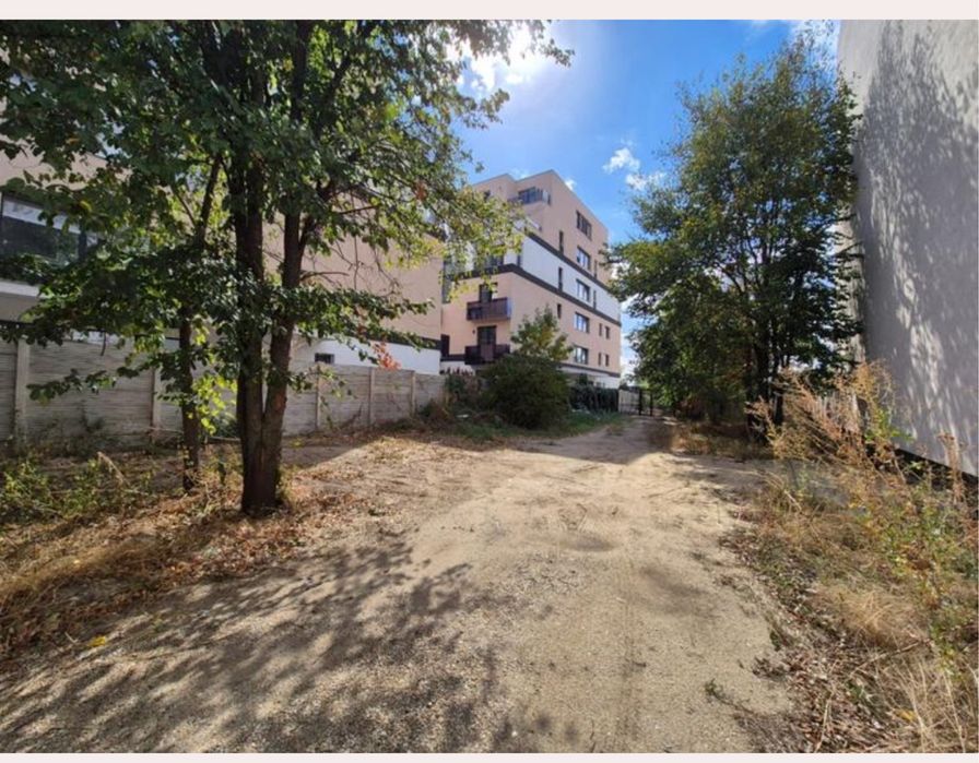 TEREN DE INCHIRIAT 800Mp Bucurestii Noi Doi Cocosi