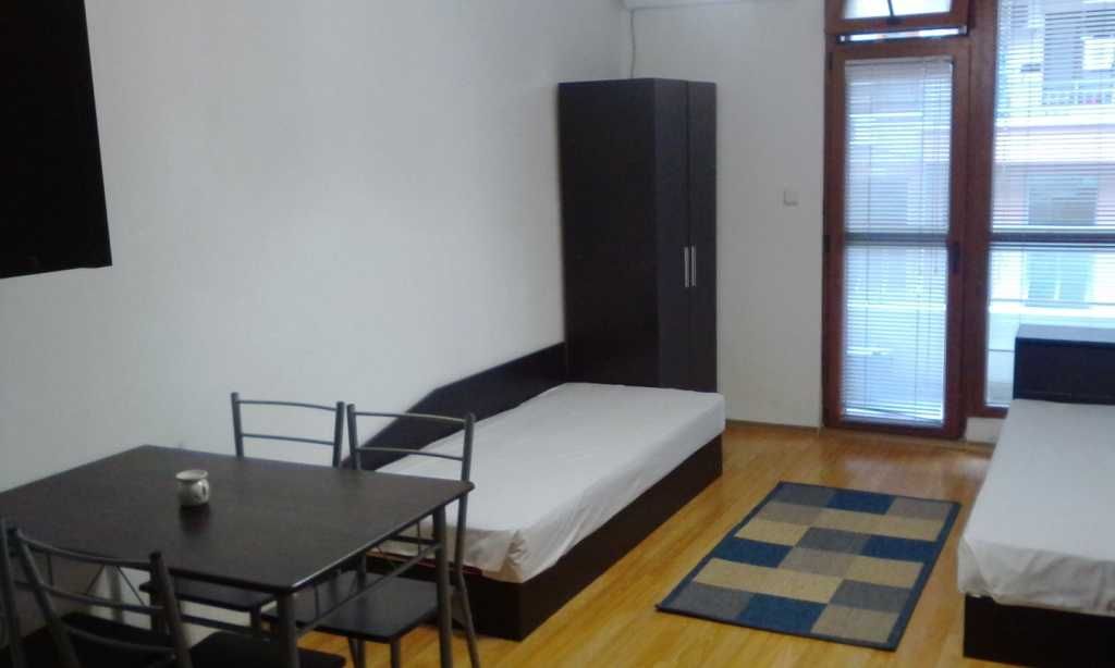 Дава се под наем Ателие в Ямбол, Център - 30 кв.м за 255 € - Снимка #2