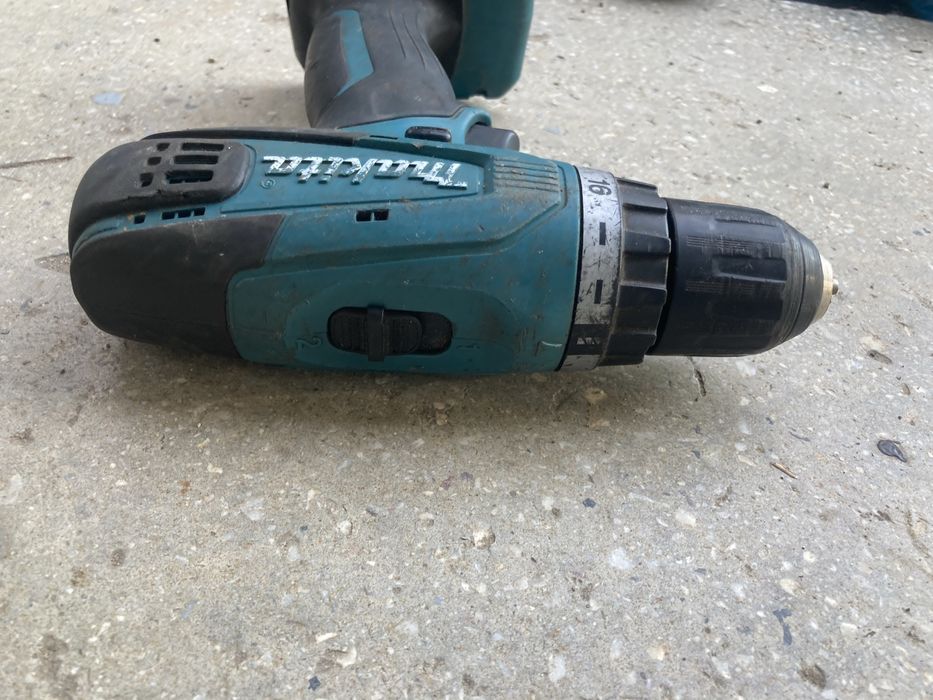 Autofiletanta Makita DF347D Doar Corp pentru Baterii Tip G