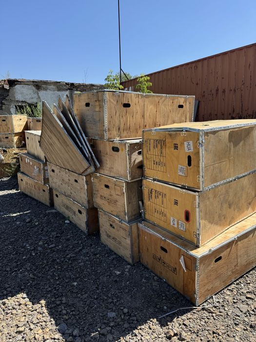 Отдам бесплатно, ящики и доски на дрова