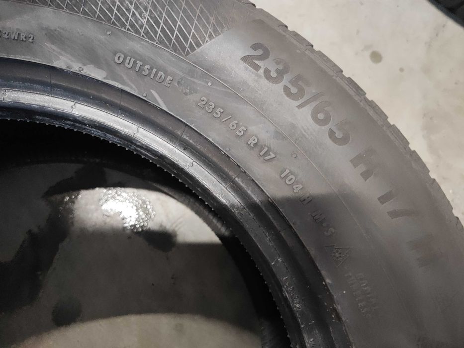 4бр. зимни гуми 235/65/17 Continental