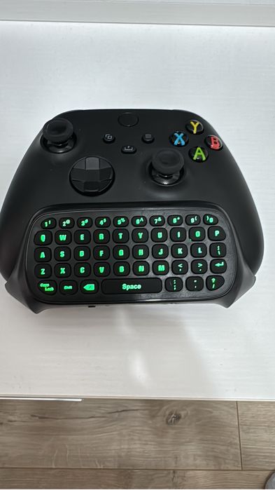 Tastarura si baterii reincarcabile xbox