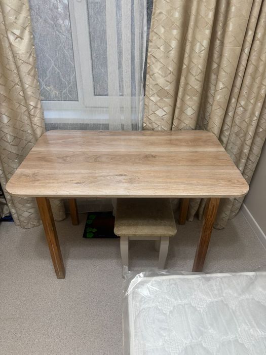 Кухонный стол из ДСП