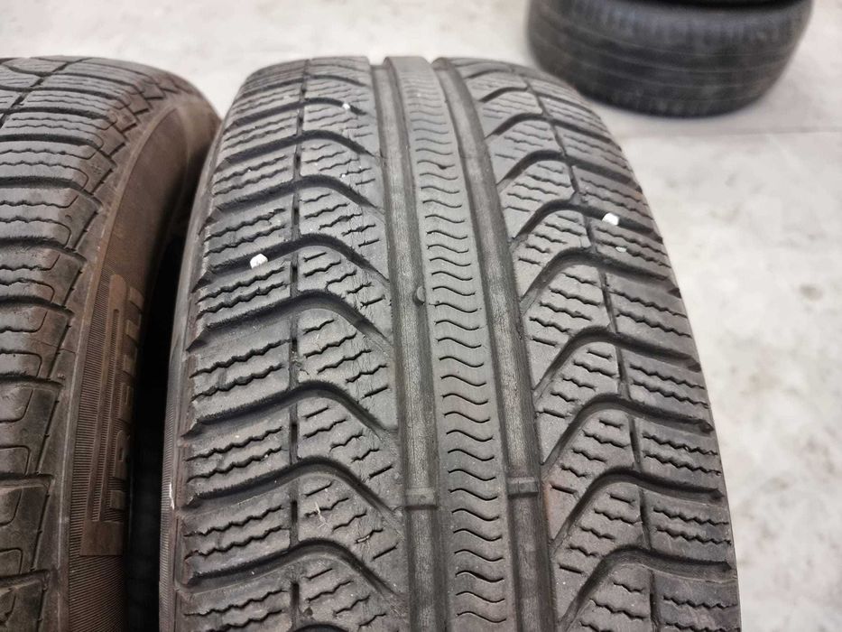 2 Anvelope MIXTE(vara-iarna) 205.55.16 'Pirelli' ; stare buna