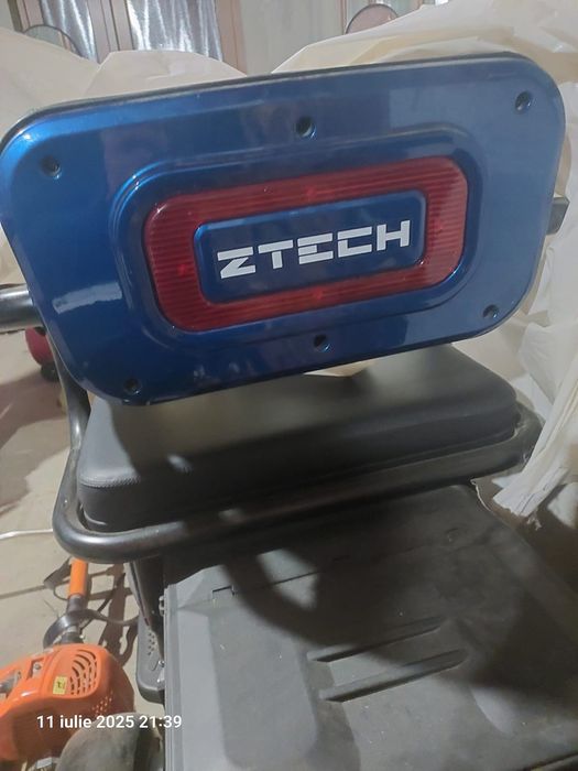 Tricicleta electrica  de vanzare