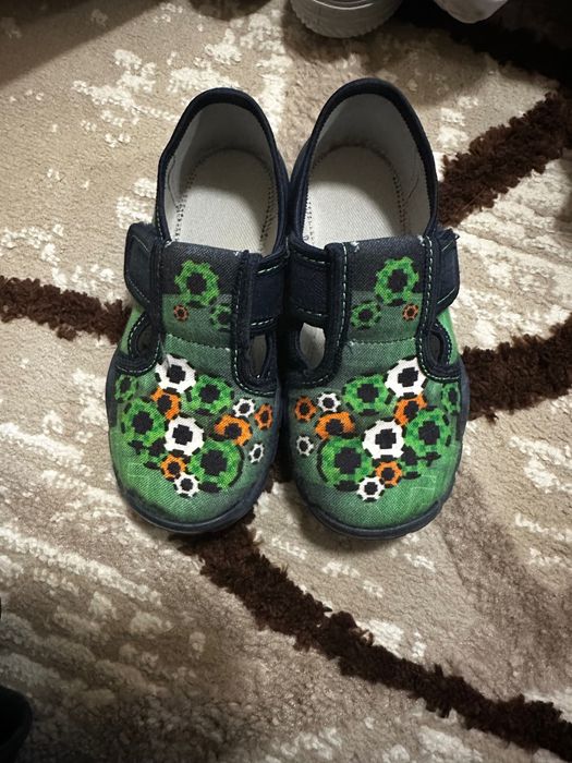 Пантофи Колев и Колев