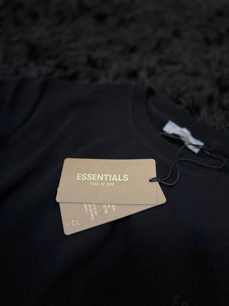*190 RON* Compleu ESSENTIALS Fear Of God Premium Ieftin !SUPER PRET!