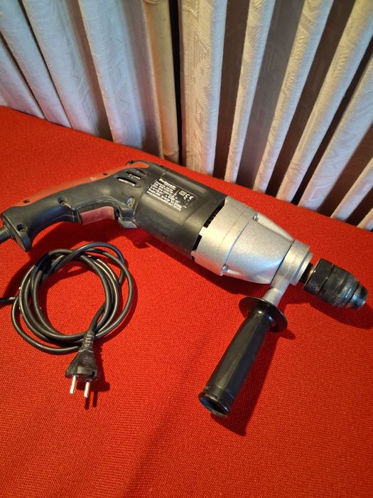 Bormașina cu percuție