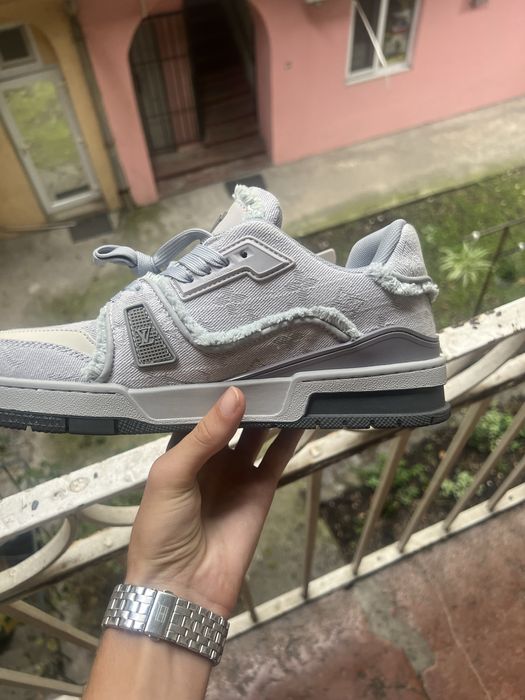 Adidadi louis vuitton