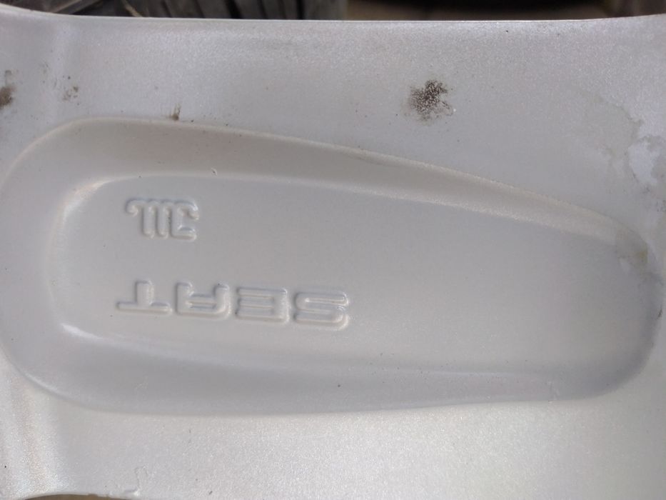 Vând Roti Seat Audi Vw Skoda 5x112 r16 cu anvelope vara
