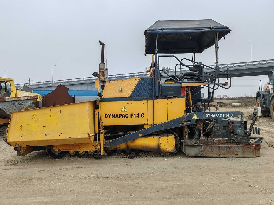 Finisor asfalt pe senle Dynapac F14C