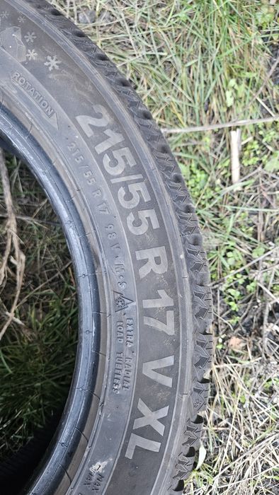 2бр като нови гуми 215 55 17 дот 23 семперит