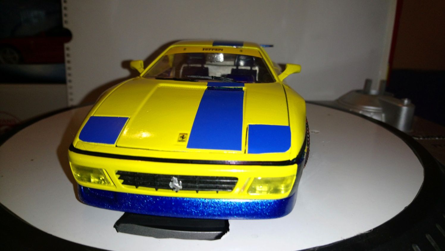 Ferrari 1 :18  348 GT, TB ,TS Bburago ,maisto