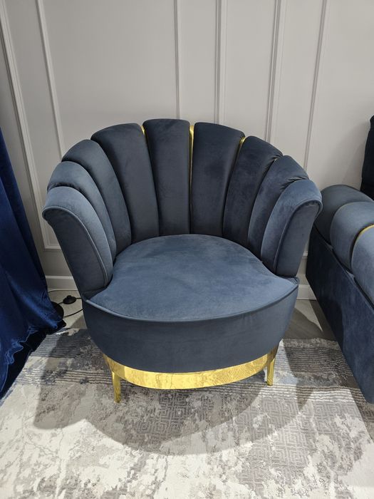 Диван и 2 кресла