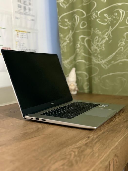 Laptop Huawei-I3 10th Gen