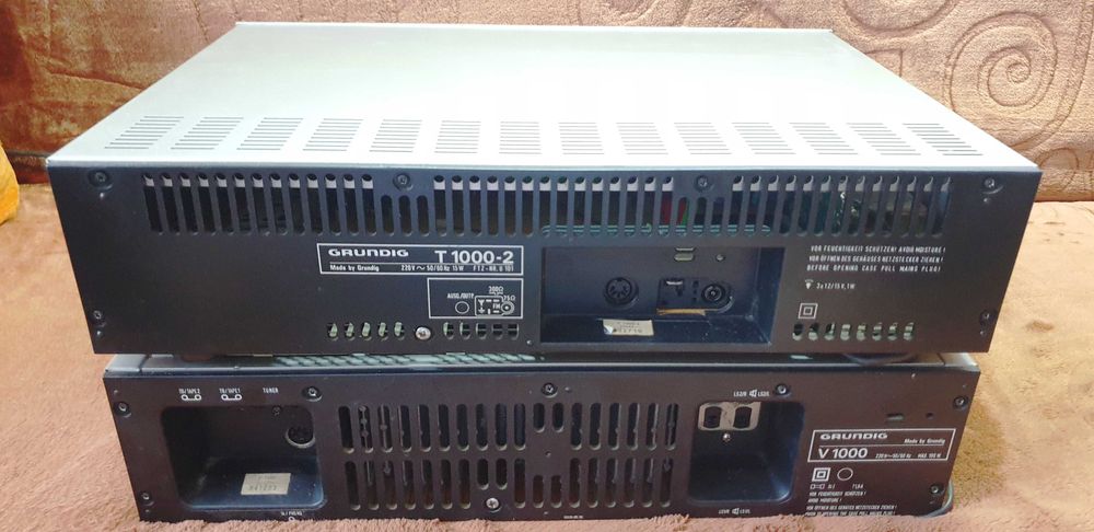 Grundig T1000 tuner si Grundig V1000 statie