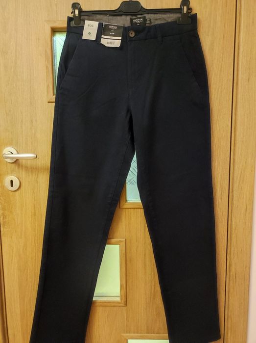 Ликвидация: Нов мъжки панталон Burton W31
