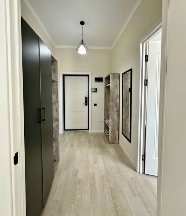 Oybek metroda kvartira arenda.