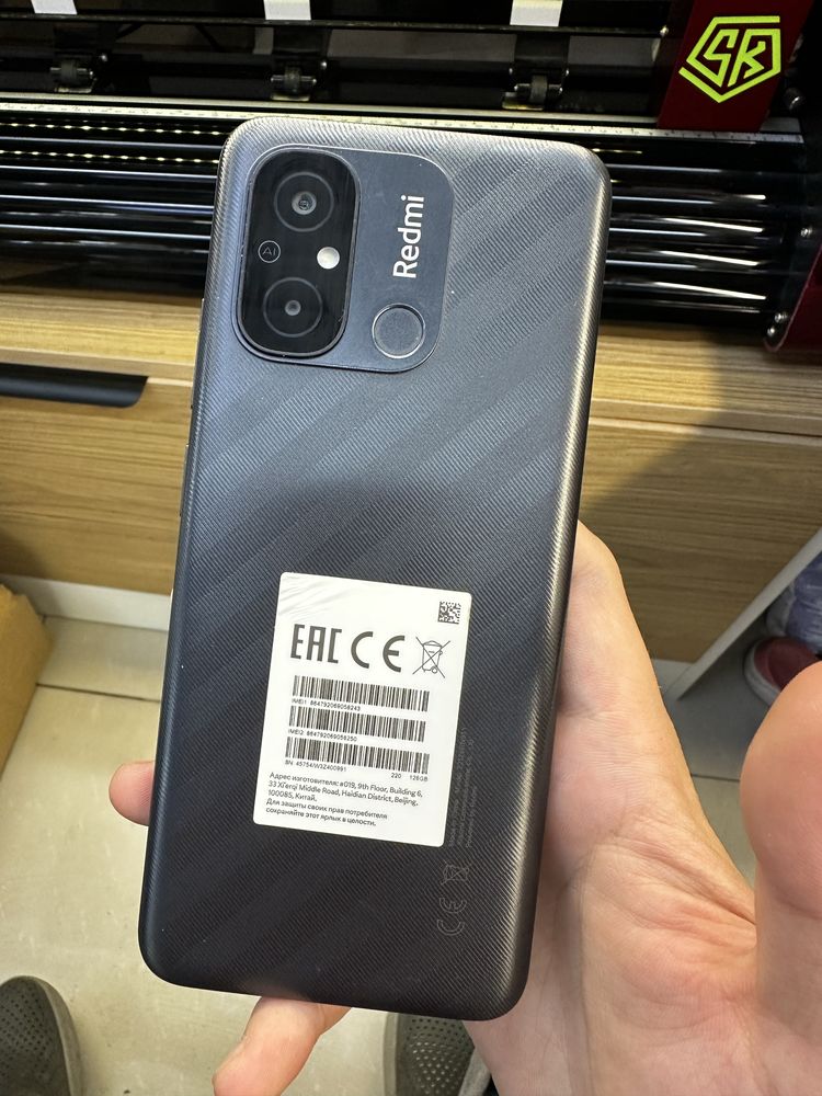 Redmi 12C  в хорошем состояни.