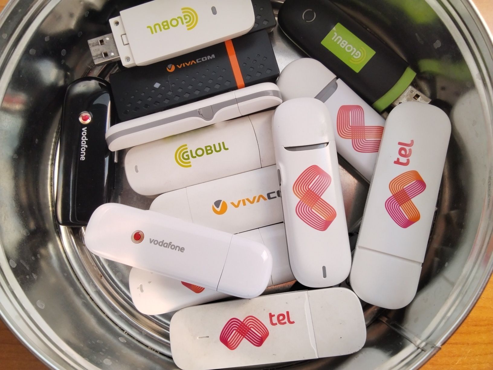 Usb флашки за мобилен интернет за сим карти в България на всички опера