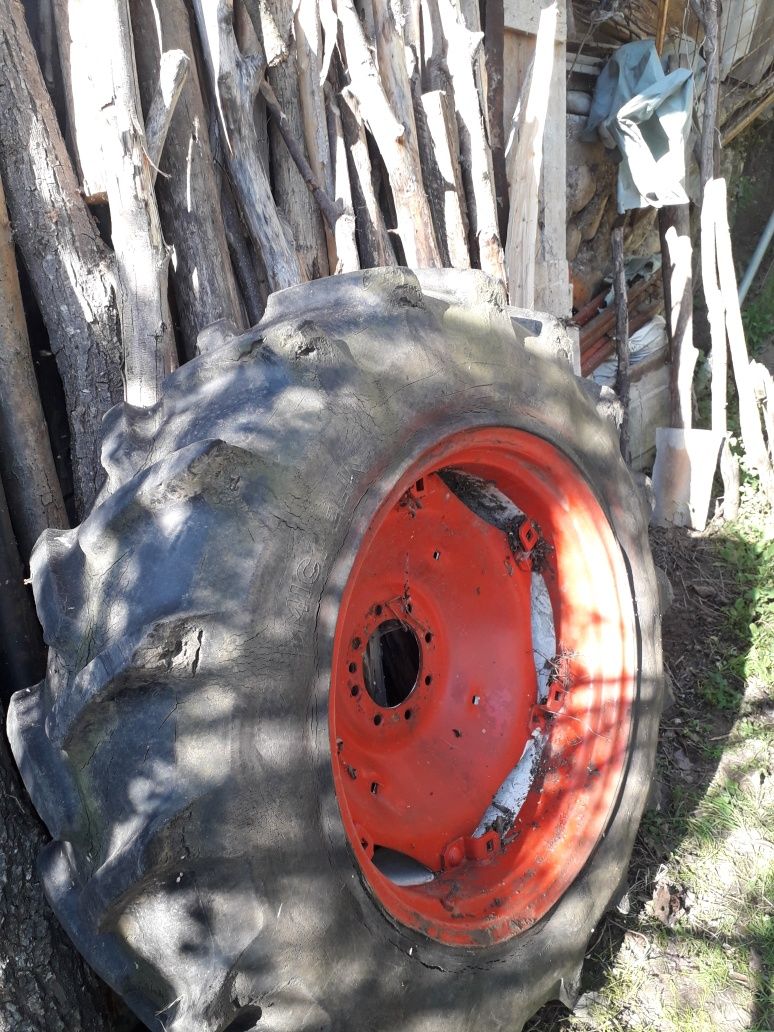 Roți pentu tractor