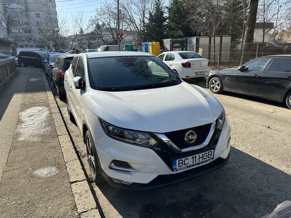 Vand Nissan Qashqai 1.3 157cp in garantie