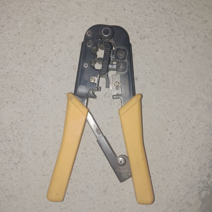 Кримпер для обжима конекторов