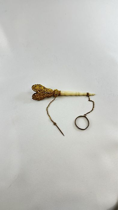 Rar! Porte Bouquet Secolul 19 Tussie Mussie Sidef bronz dore vechi